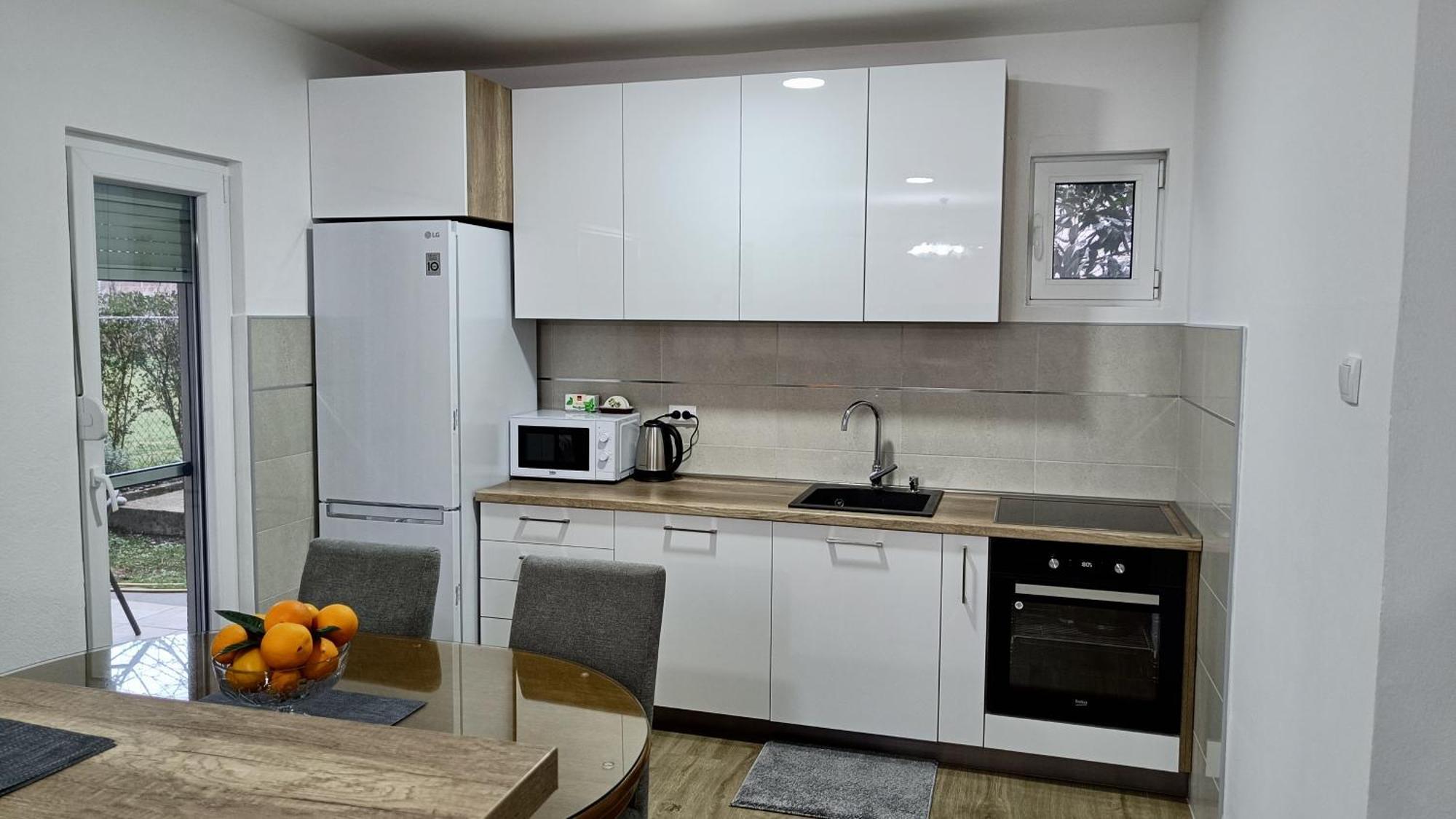 Daire Entire House Floor - 2-bedroom Cozy & Peaceful