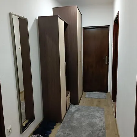 Entire House Floor - 2-Bedroom Cozy & Peaceful Apartment Podgorica Exterior photo